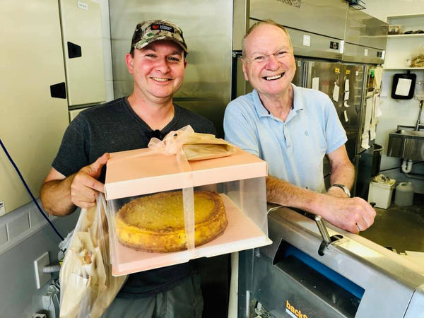 Two INGO's met today.
Happy birthday to the daughter of one of the INGO's!
INGO said the INGO's cheesecake reminded him of the cake his mother, who now lives in Germany, made for them. （This cake weight almost 2kg！ ）by Farrah Ma